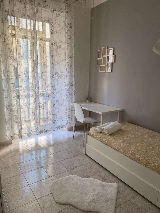 Appartamento Spazioso Vicino Al Centro ตูริน ภายนอก รูปภาพ