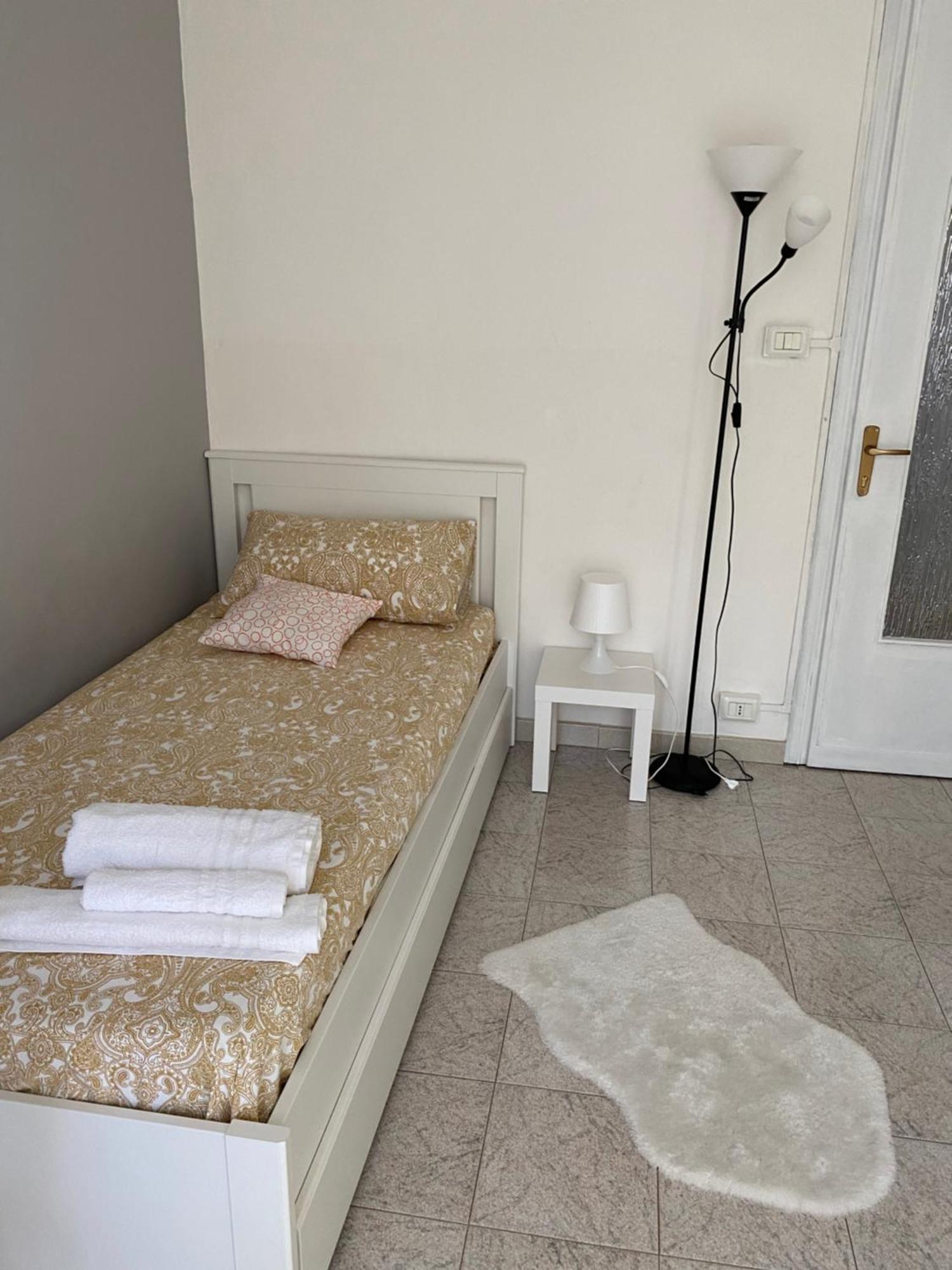 Appartamento Spazioso Vicino Al Centro ตูริน ภายนอก รูปภาพ